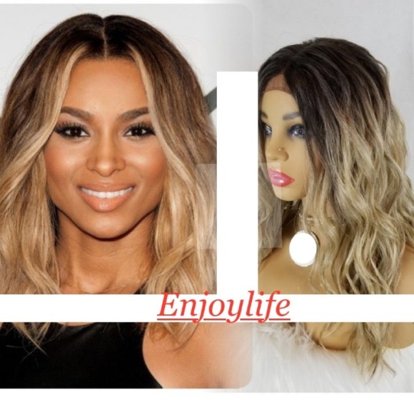 BEAUITFUL ASH BLONDE HUMAN HAIR WAVY BOB